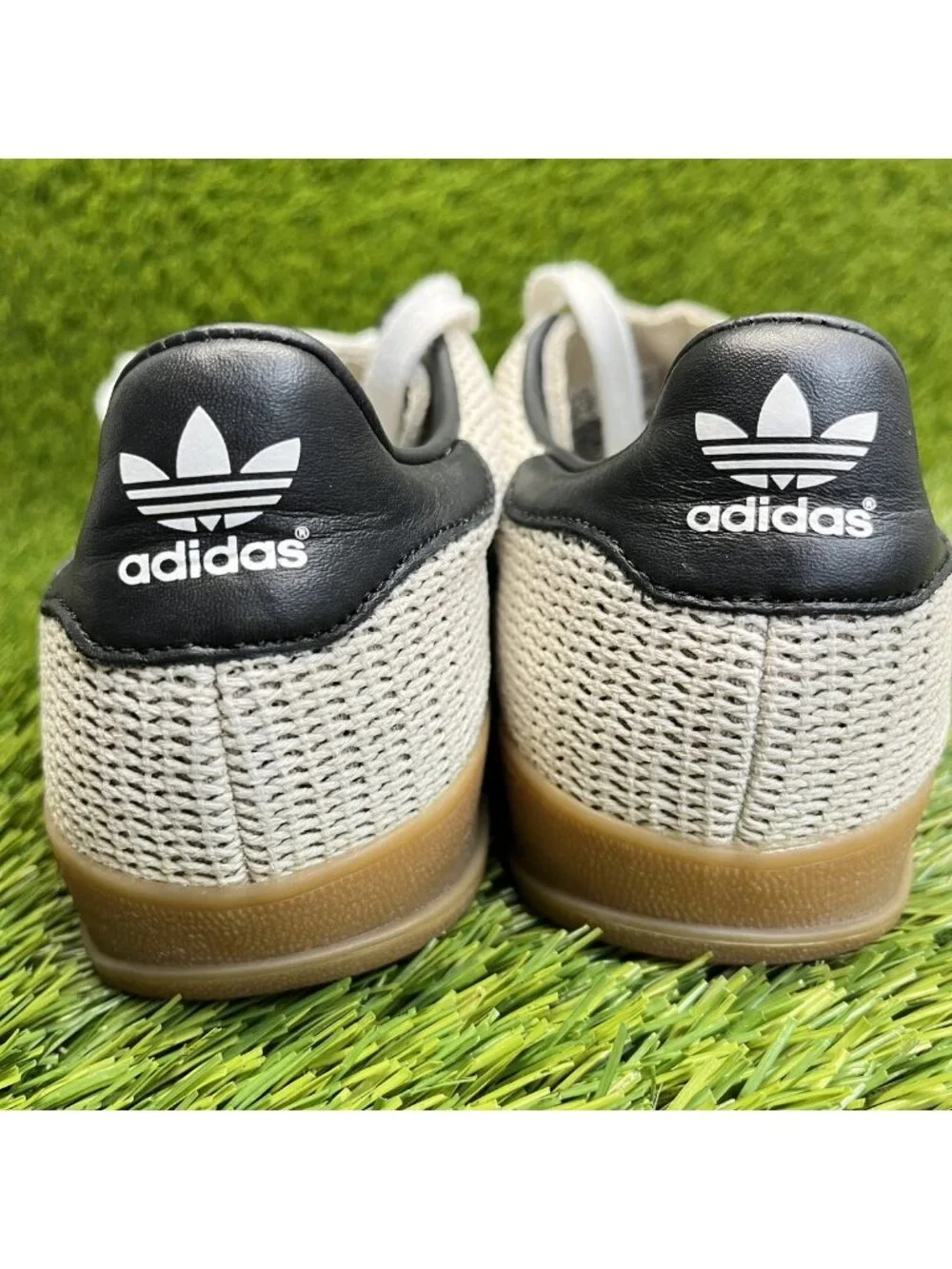 Adidas Gazelle Mens Size 6.5 Beige Black Gum Athletic Walking Shoes Sneakers